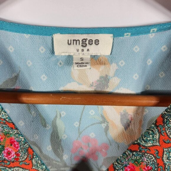 Umgee Short Sleeve Blue Floral Print Blouse Sz Small - Picture 6 of 9